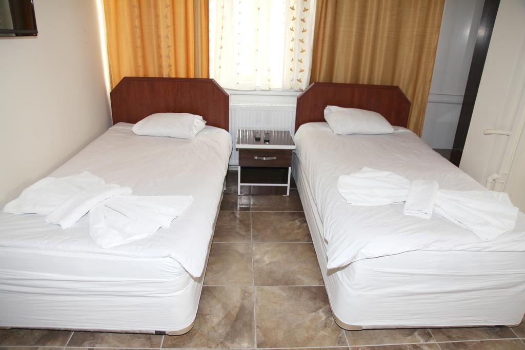 Kapris Hotel كيرشهر الغرفة الصورة