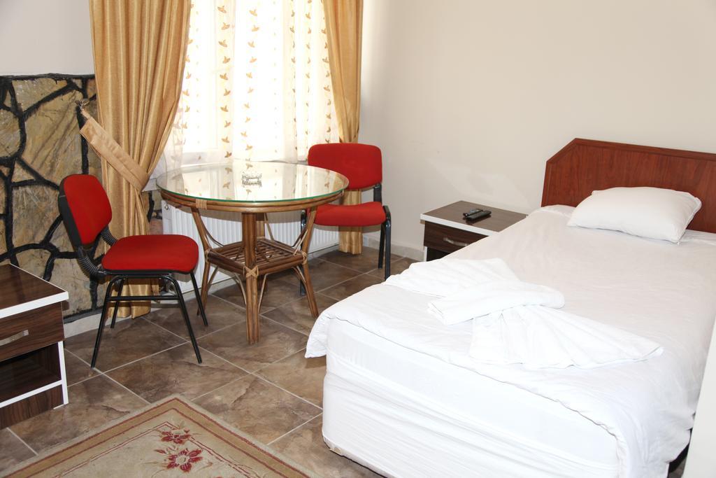 Kapris Hotel كيرشهر الغرفة الصورة