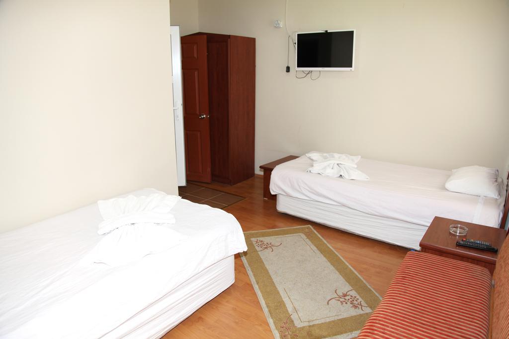 Kapris Hotel كيرشهر الغرفة الصورة