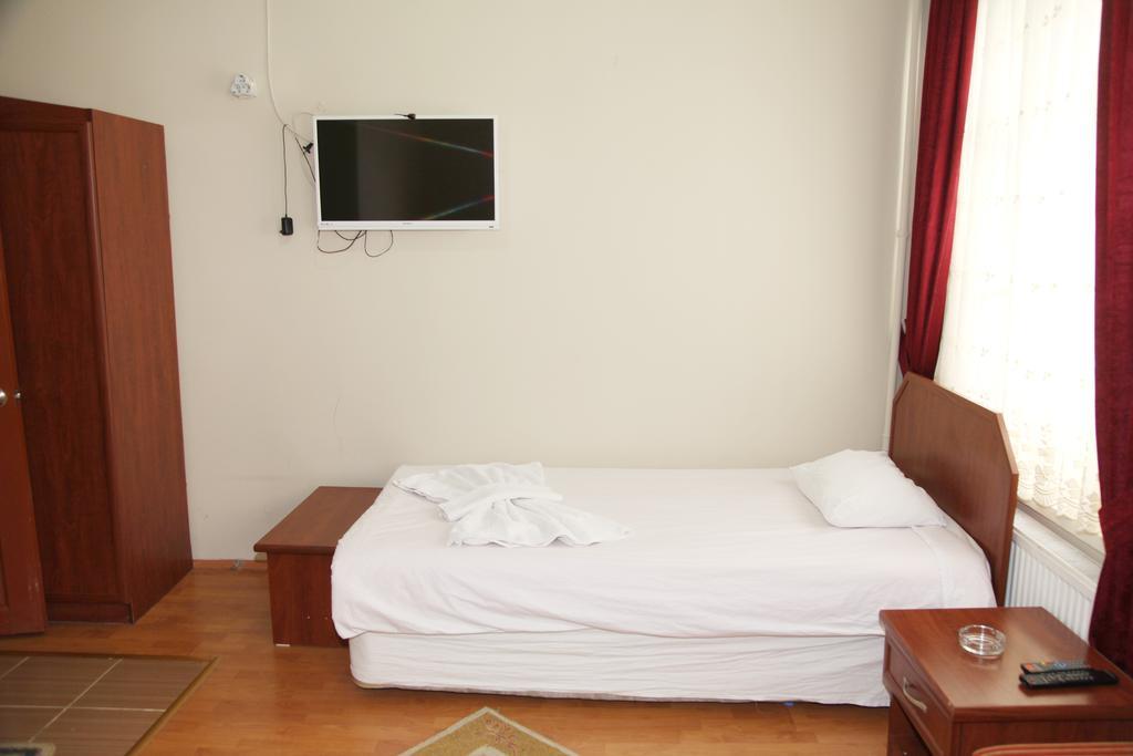 Kapris Hotel كيرشهر الغرفة الصورة