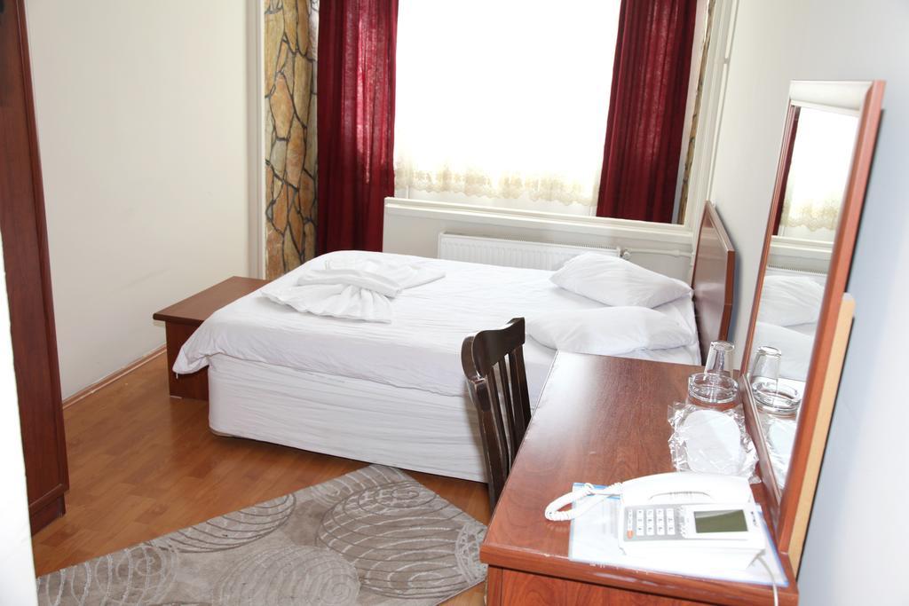 Kapris Hotel كيرشهر الغرفة الصورة