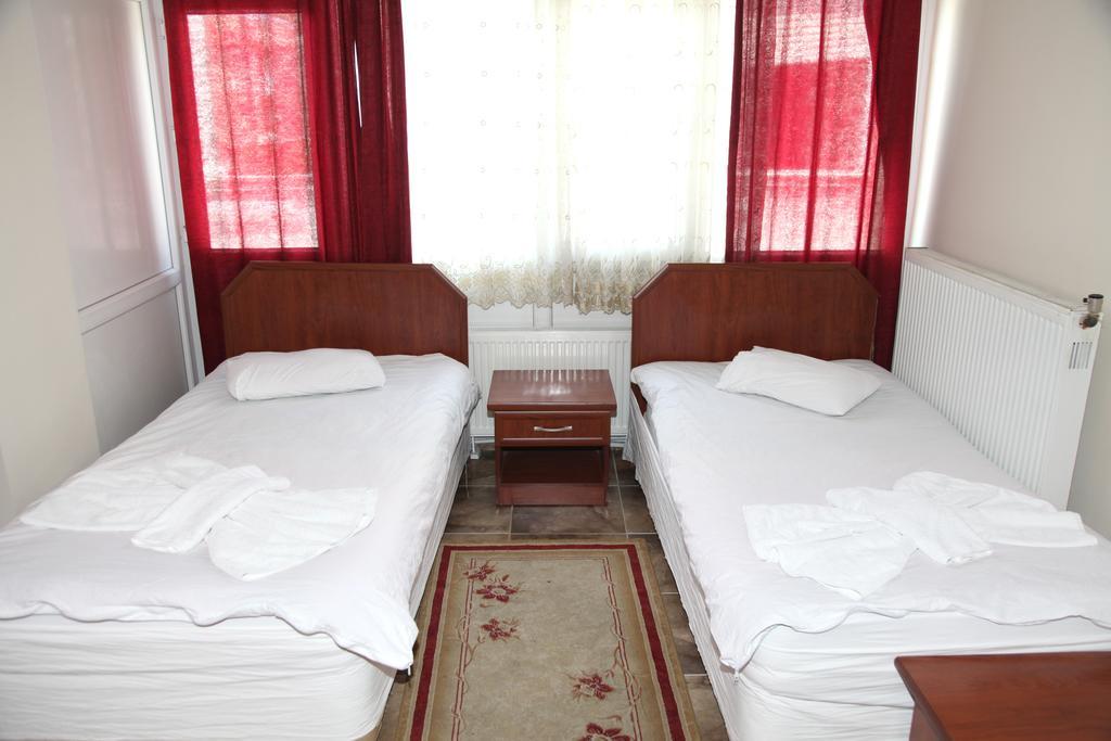 Kapris Hotel كيرشهر الغرفة الصورة