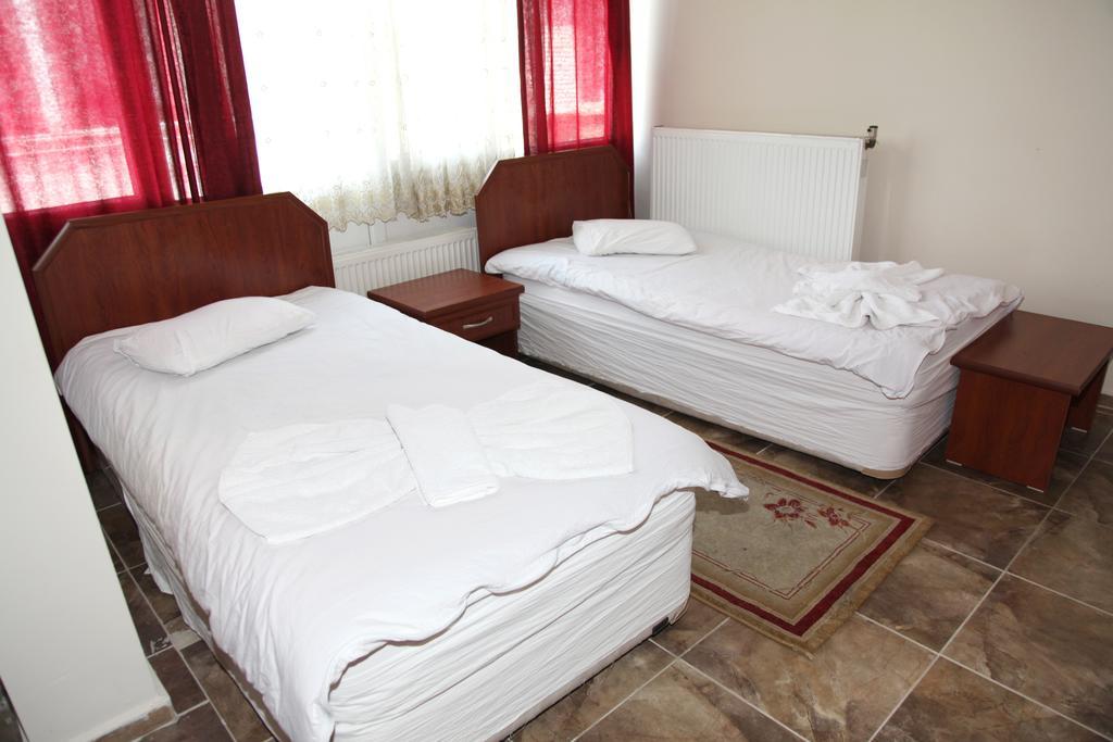Kapris Hotel كيرشهر الغرفة الصورة
