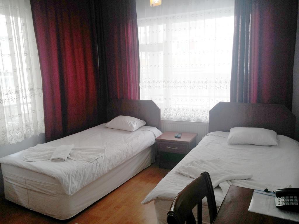 Kapris Hotel كيرشهر الغرفة الصورة