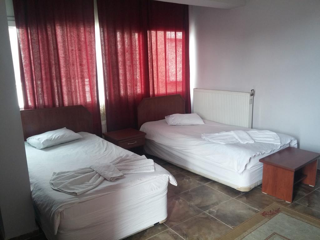 Kapris Hotel كيرشهر الغرفة الصورة