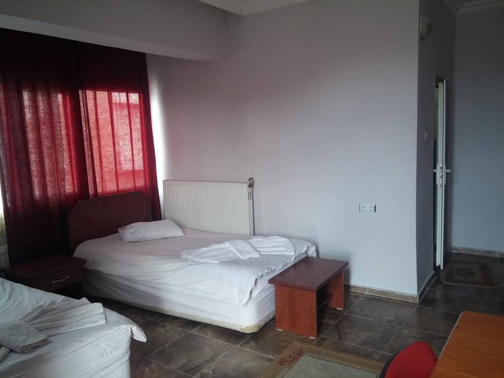 Kapris Hotel كيرشهر الغرفة الصورة